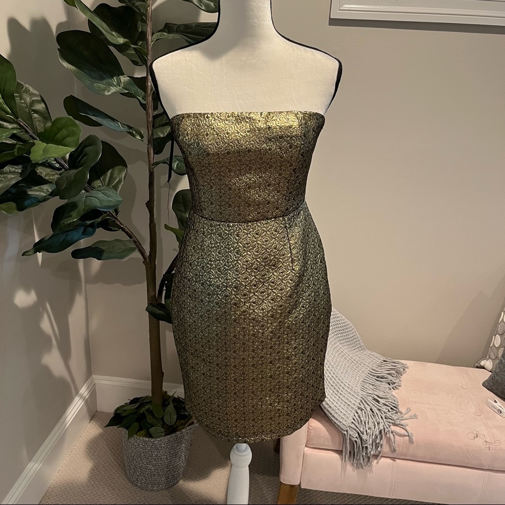 NEW WITH TAGS Strapless gold dress